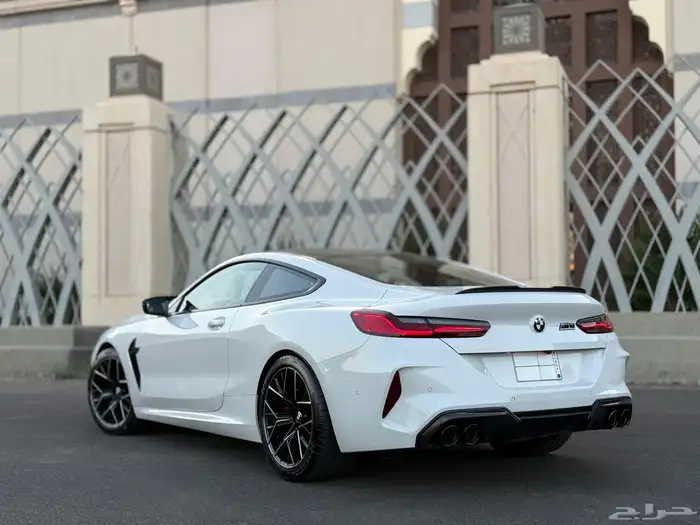 للبيع BMW M8 COMPETITION CARBON CORE 7
