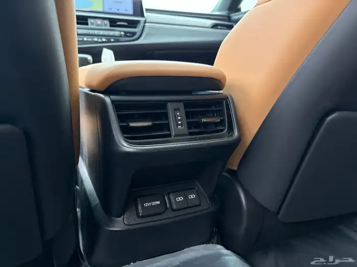 لكزس es 2023 بحالة الاصفار (( مباع )) 45