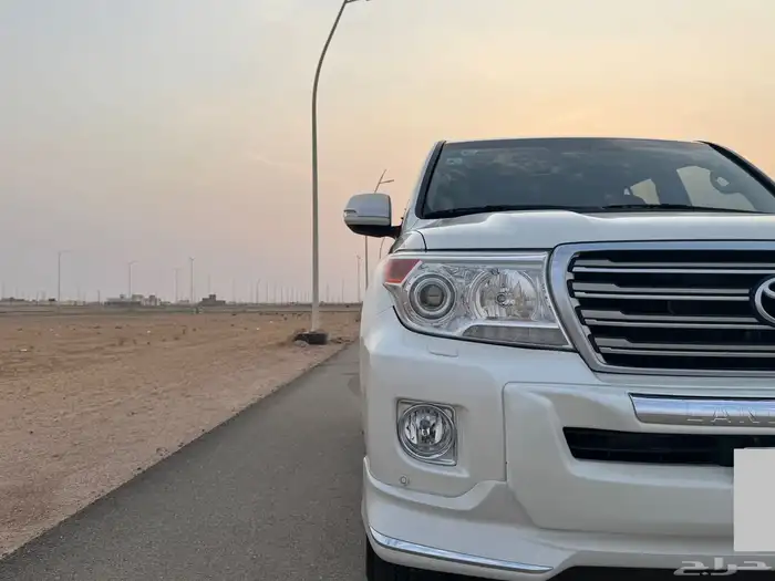 جكسار 2015 بريمي بحالة ممتازة 5