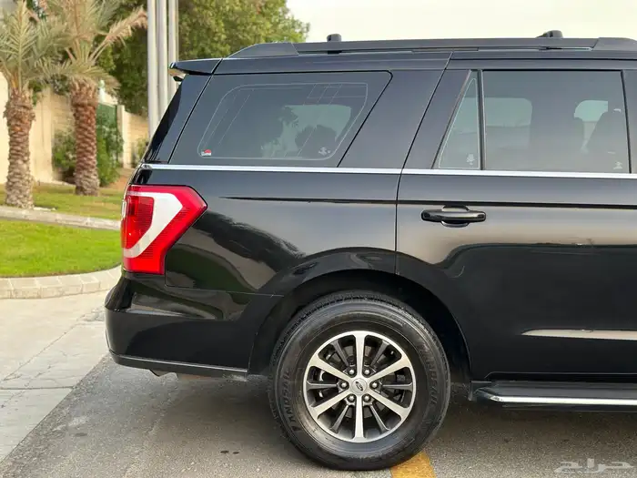 فورد اكسبديشن 2021 XLT 9