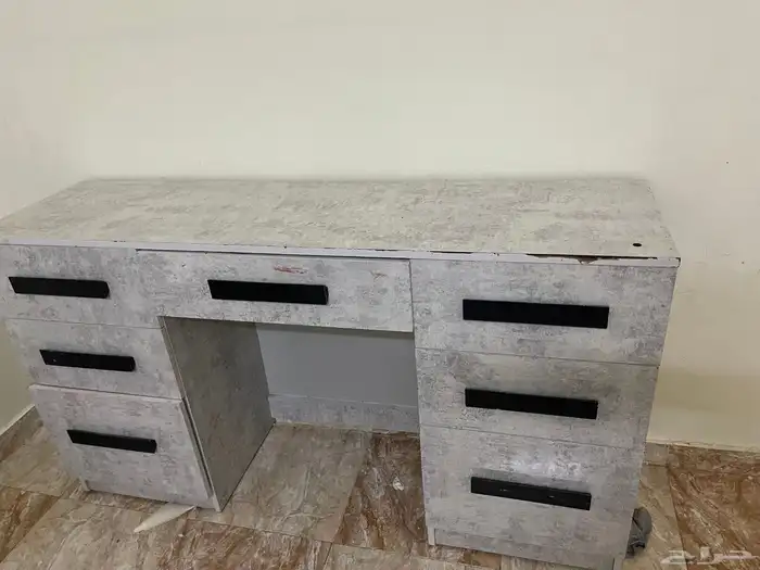 اغراض للبيع 1