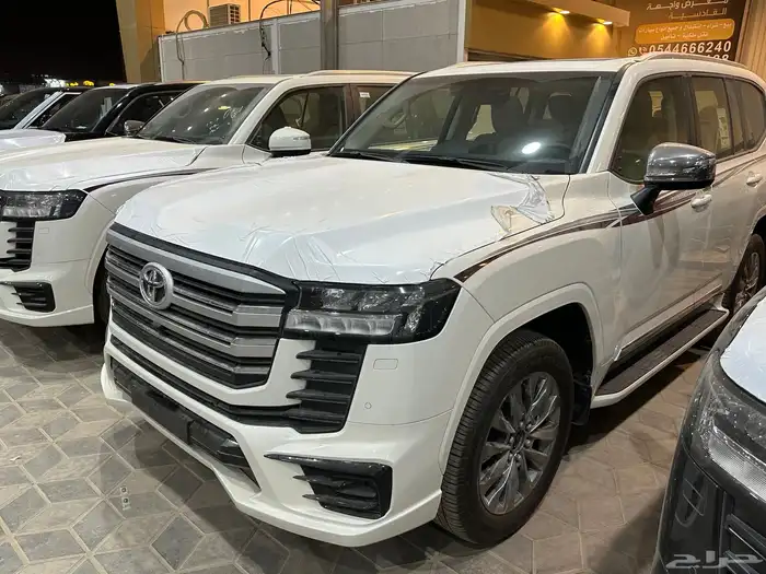 لاندكروزر جكسار وارد خليجي 2025 اصفار فل كامل 3