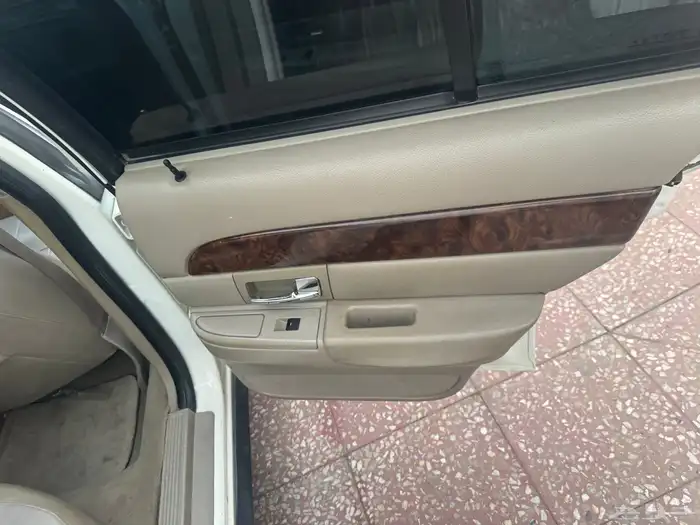 فورد جراند ماركيز 2010 21