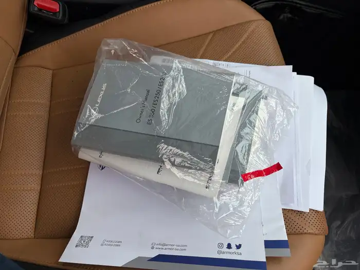 لكزس es 2023 بحالة الاصفار (( مباع )) 47