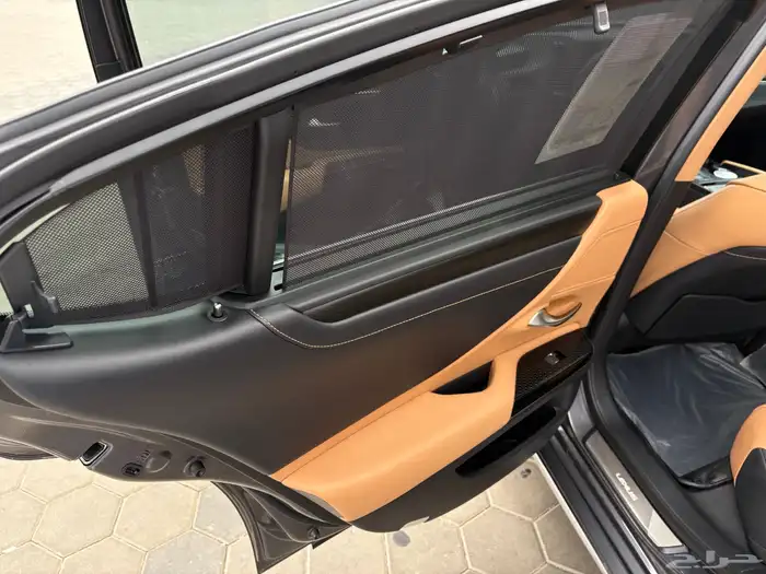 لكزس es 2023 بحالة الاصفار (( مباع )) 30