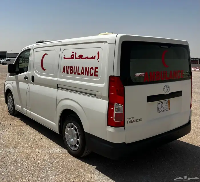 تويوتا باص اسعاف مجهز كامل بنزين موديل 2020 4