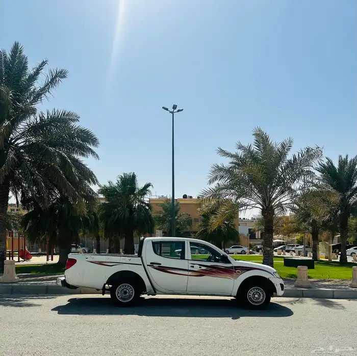 ميتسيوبيشي L200 موديل 2010 للبيع 7