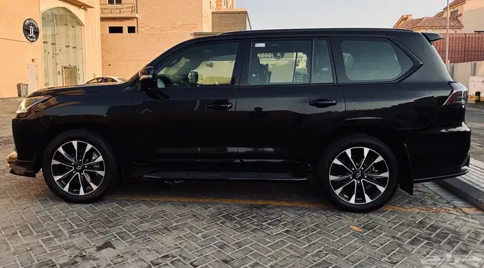 لكزس بلاك إيدشن 2021  LEXUS LX - SPORT BLACK EDITION 8