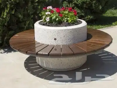 كراسي خرسانية وحاويات واحواض للحدائق 42