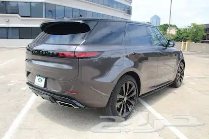 2024 Range Rover Sport Dynamic لون مميز 1