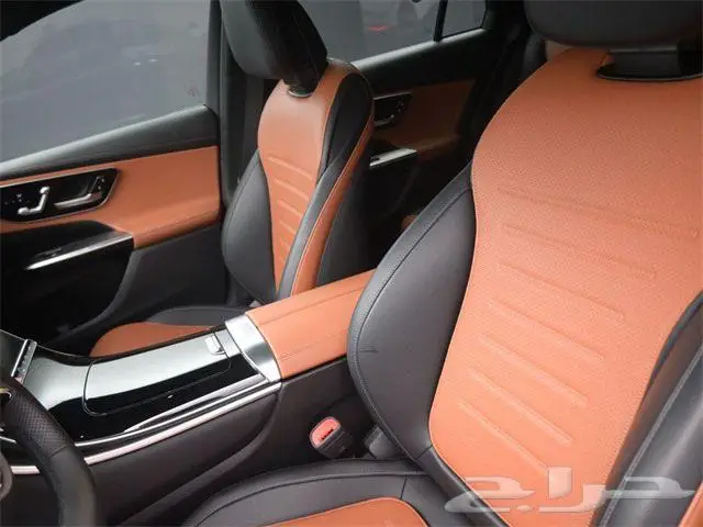 مرسيدس GLC300 Coupe 2024 من الوكالة قسم المستخدم 5