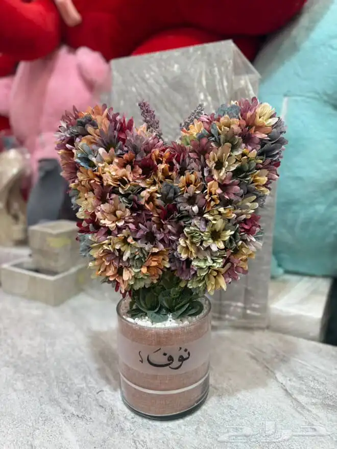 فازة ورد صناعي 0