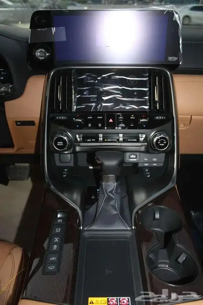 لكزس LX600-BB بنزين سعودي 2025 7