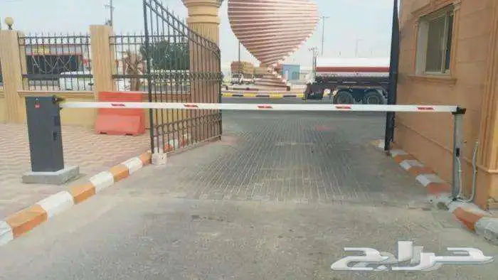 بوابات مواقف السيارت بوابات دخول وخروج السيارت 4