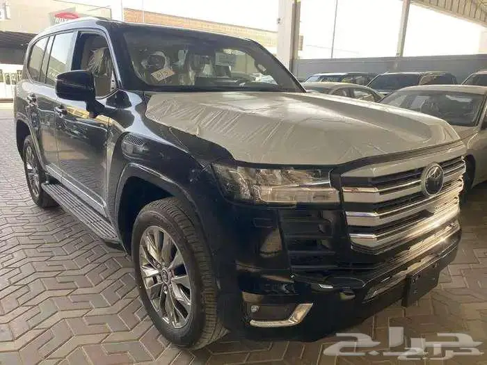 تويوتا-لاندكروزر -GXRL4-بنزين -2025-سعودى -بطاقه-اسود 21