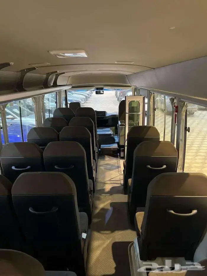 تويوتا باص كوستر جير أوتوماتيك وعادي 23 راكب موديل 2025 5