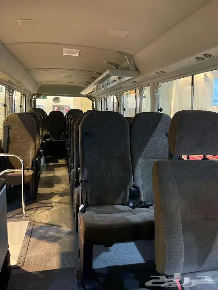 تويوتا باص كوستر جير أوتوماتيك وعادي 23 راكب موديل 2025 6