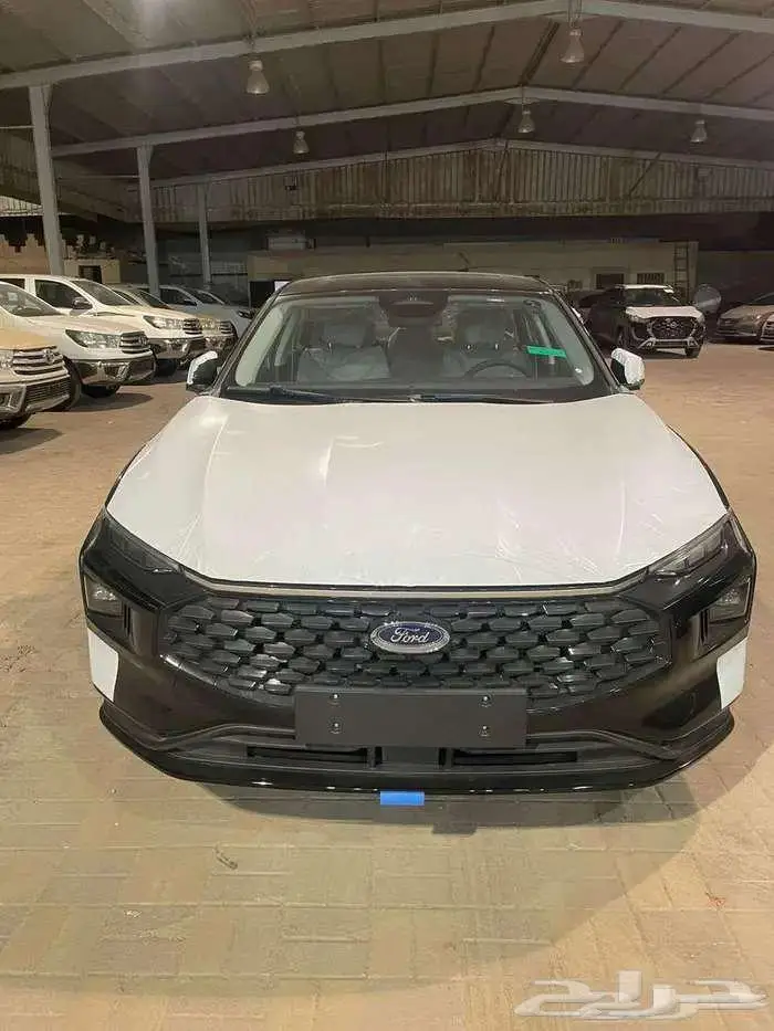 فورد تورس ترند اسود م 2026 لون أسود سعودى 0