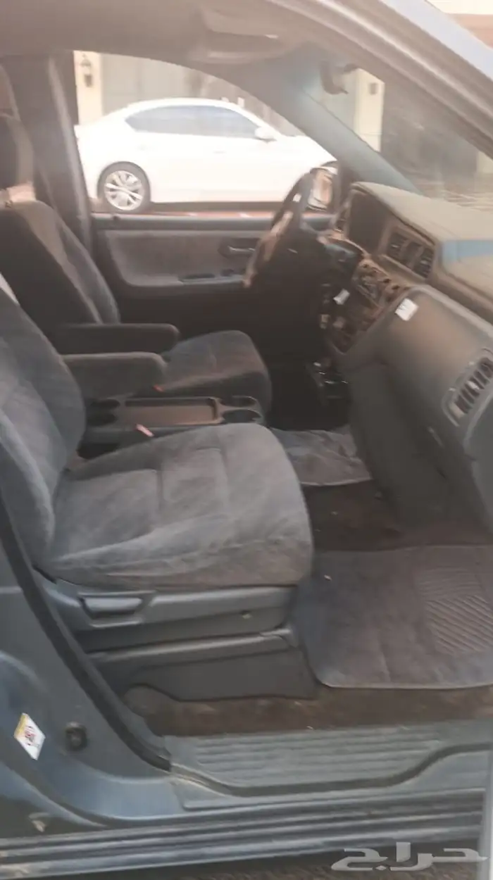 اوديسي 2002 للبيع 11