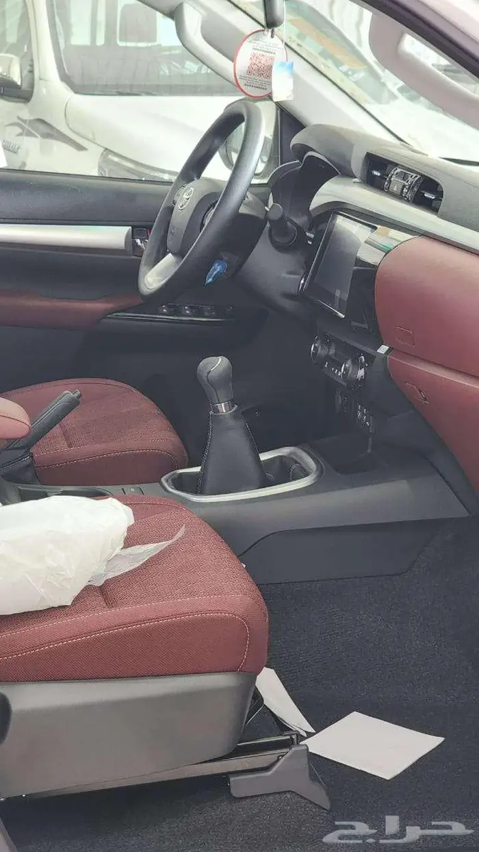 هايلوكس غمارتين S-GLX 4 4 عادي بنزين 2025 كاش وأقساط 13