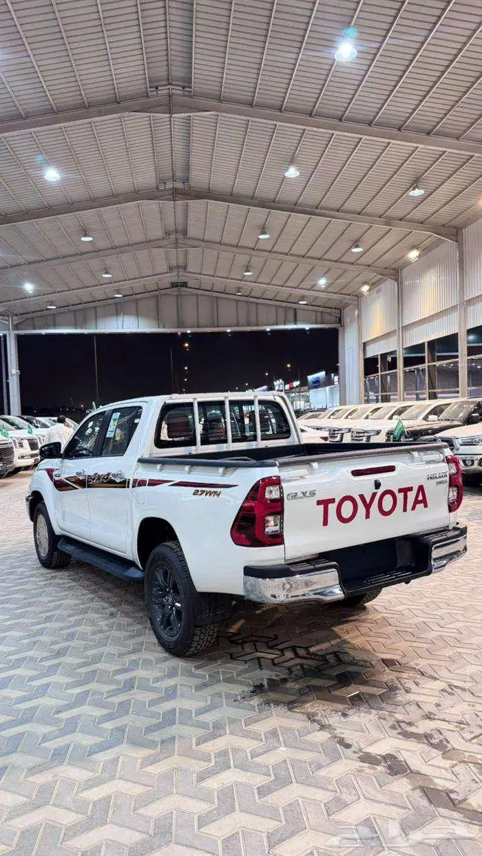 هايلوكس بريمي قير عادي بنزين فل كامل 2025 15