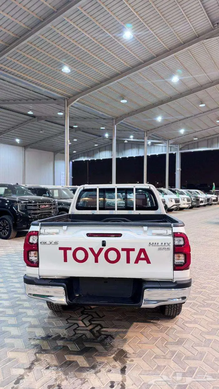 هايلوكس بريمي قير عادي بنزين فل كامل 2025 17