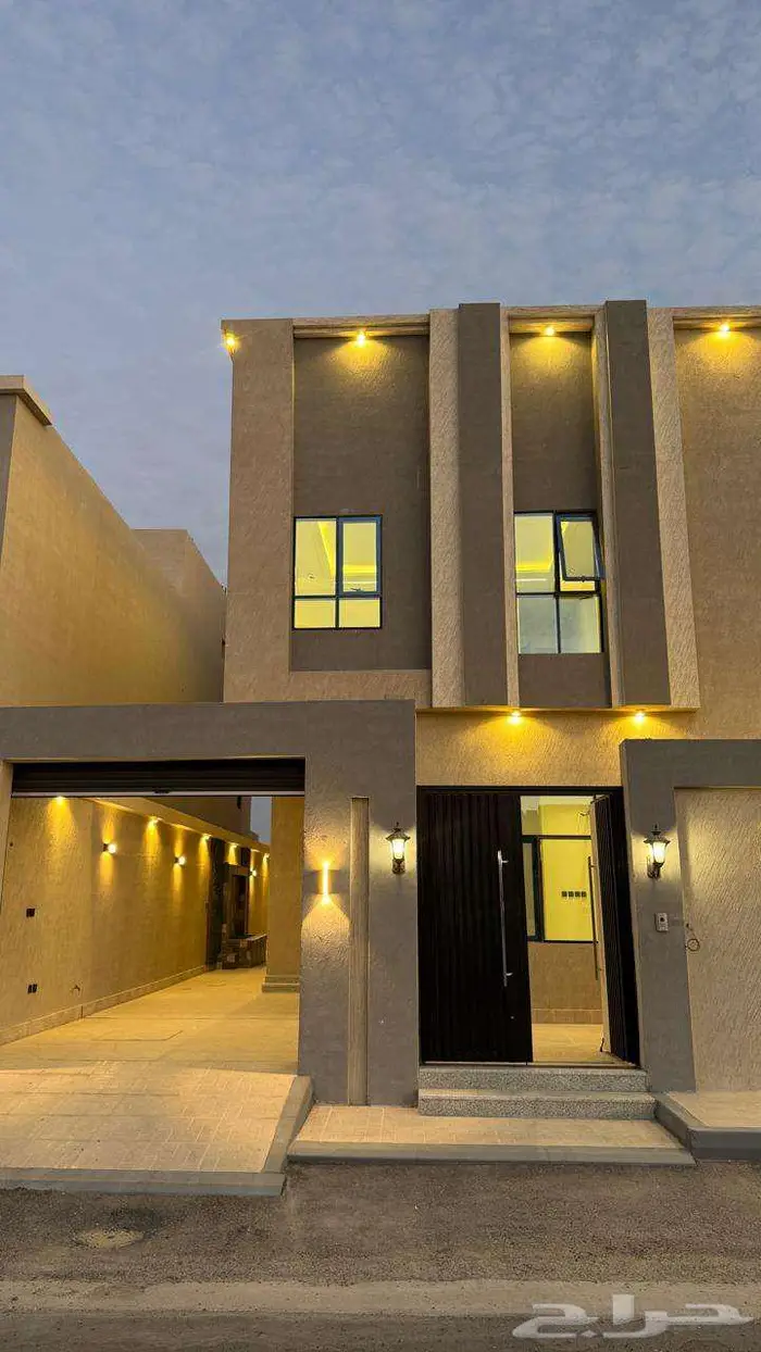 فلل للبيع بحي الشعلة مساحات 306...318م 1