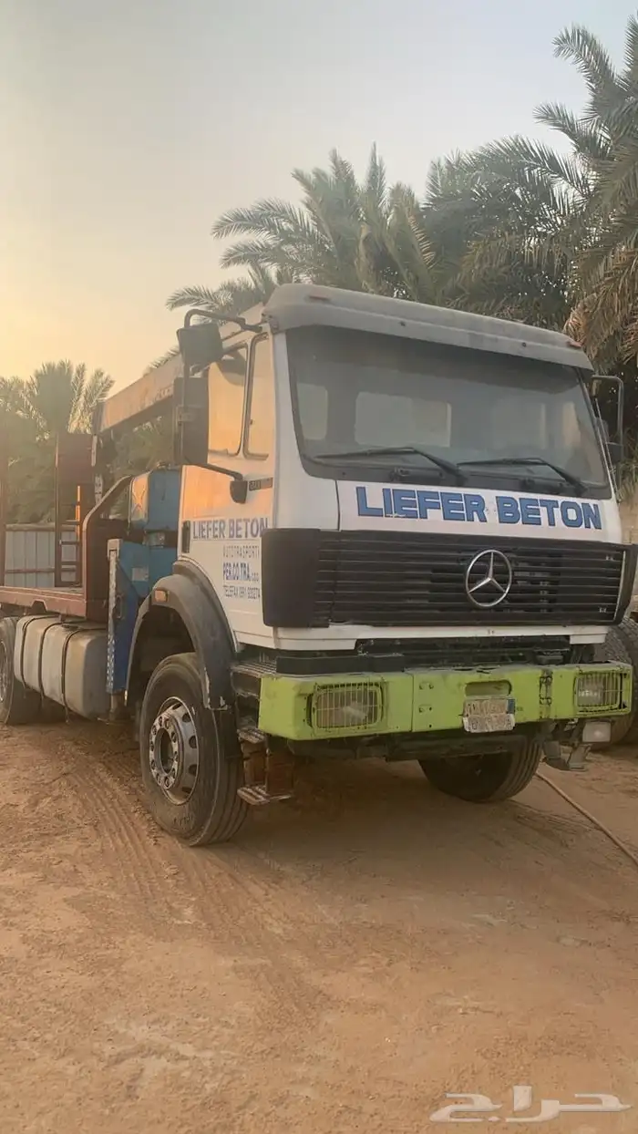 للبيع كرين 6 طن سقس مرسيدس موديل 1994 0