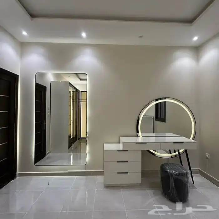 ارت هاوسز للاثاث الخشبي والديكورات 4