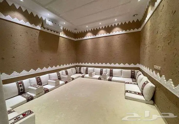 تفصيل مجالس عربية وستائر وايفي وتنجيد جميع انواع الكنب 0