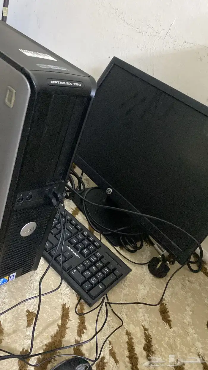 سلام عليكم ورحمة الله عندي جهاز كمبيوتر و شاشه 3