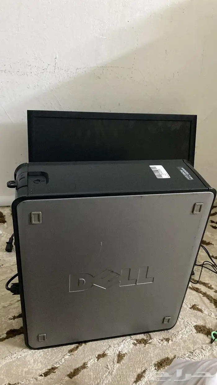 سلام عليكم ورحمة الله عندي جهاز كمبيوتر و شاشه 1