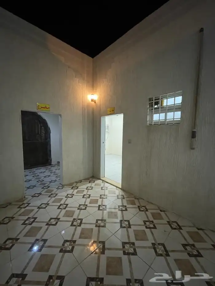 يوجد غرفه وصاله محايل 2