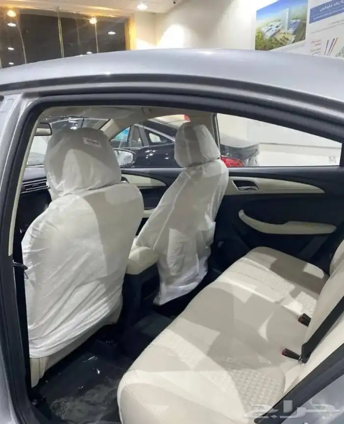 ام جي 5 ستاندر 2025 4