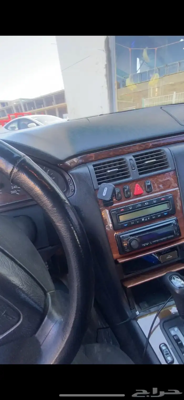 مرسيدس بنز E320 موديل 96 6