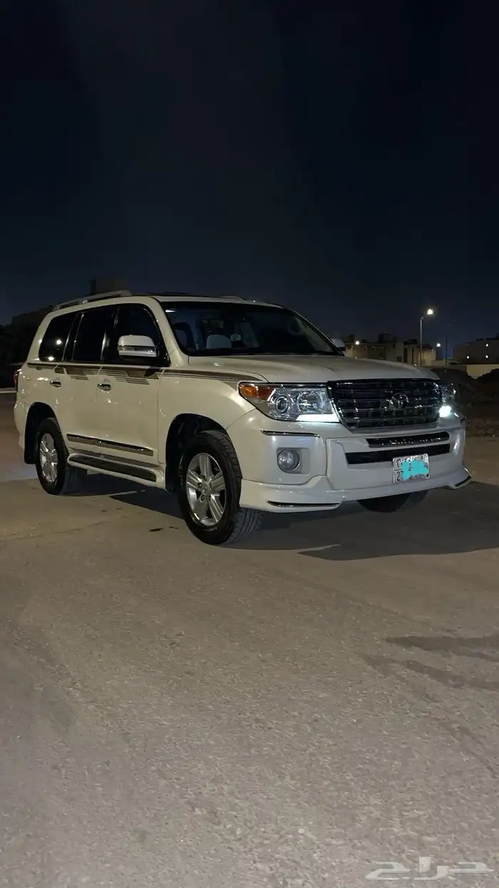 لاندكروزر 2014 بريمي للبيع 2