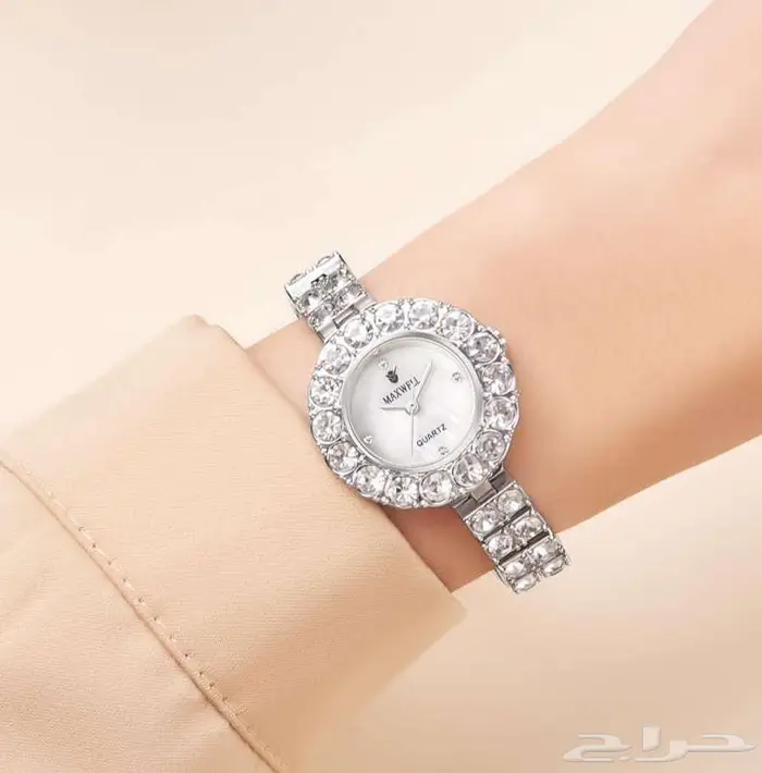 ساعات وعطورات 16