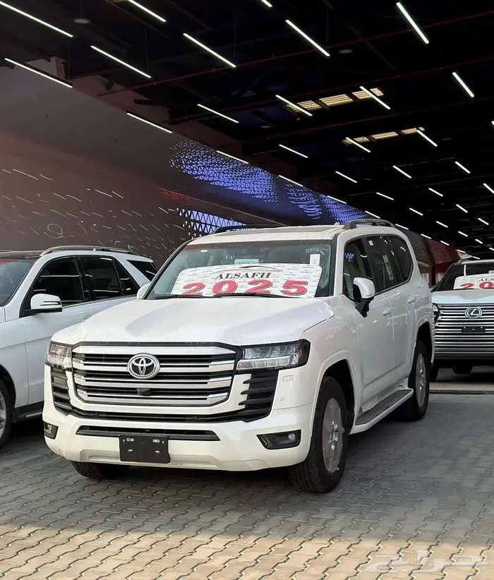 تويوتا لاندكروزر GXR - 2 ديزل موديل 2025 سعودي 1