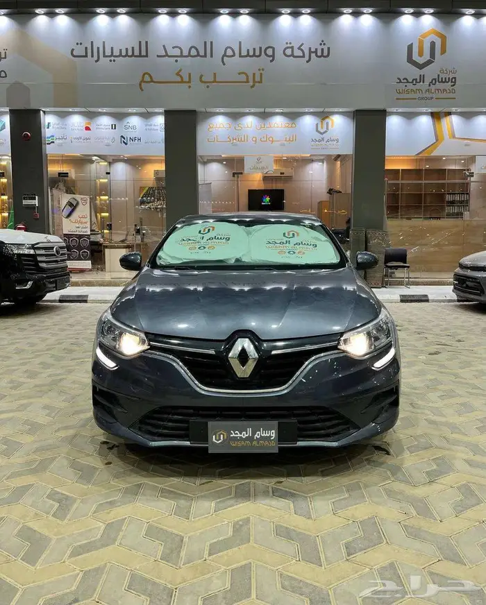 عرض خاص رينو ميجان 1.6 استاندر موديل 2023 بطاقه جمركيه 2