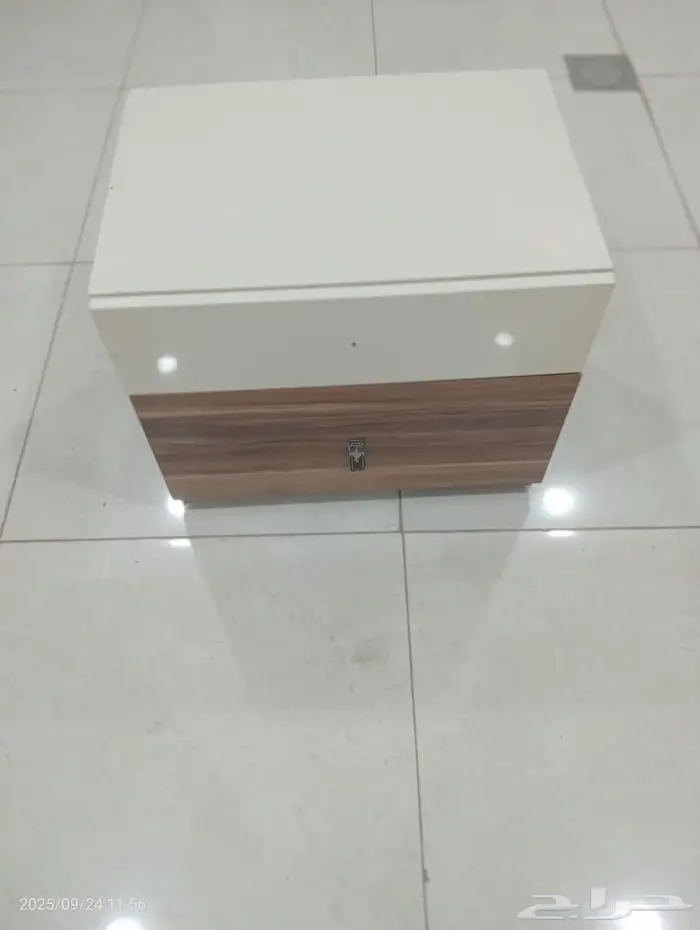 طاولة سرير جانبية عدد 2 2