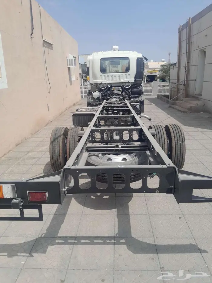 ايسوزو دينا 7.5 طن 0