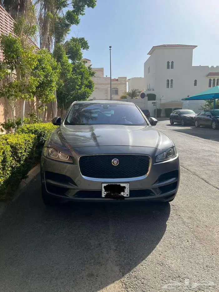 جاكوار فئه اف بيس 11