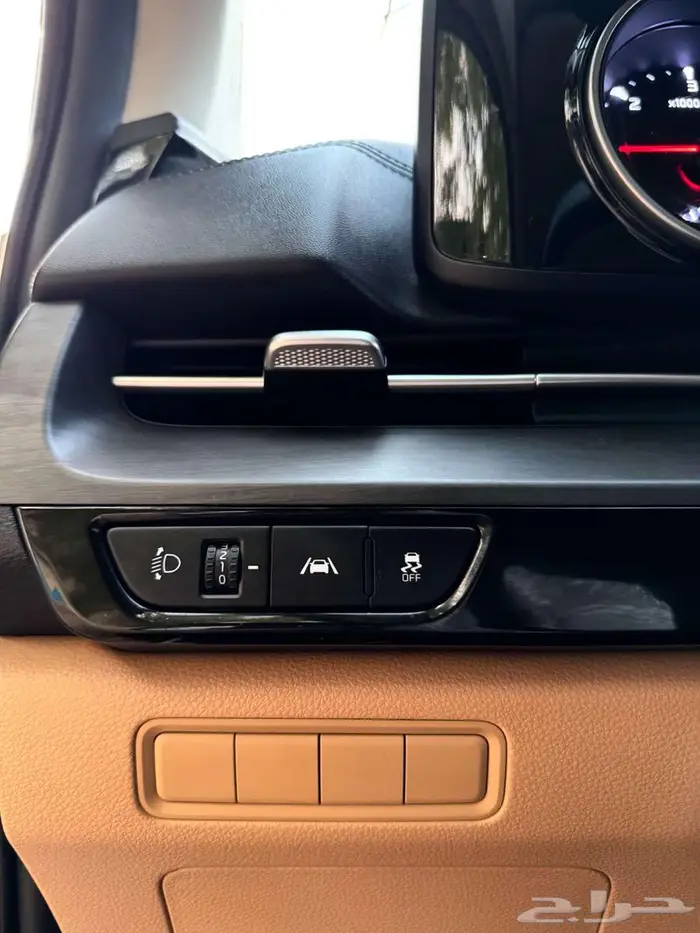 كيا كارنفال 2021 ديزل 11 راكب KIA CARNIVAL 2021 DIESEL 14