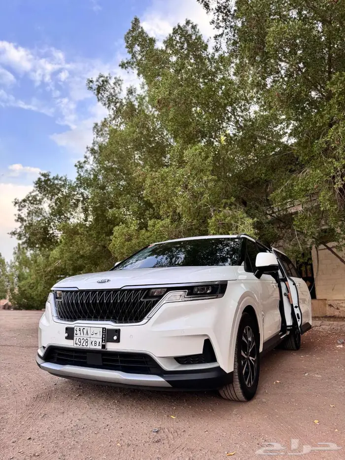 كيا كارنفال 2021 ديزل 11 راكب KIA CARNIVAL 2021 DIESEL 1