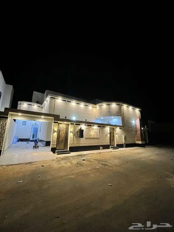 فيلا   شقه للبيع بالاثاث بالكامل - حفر الباطن 0