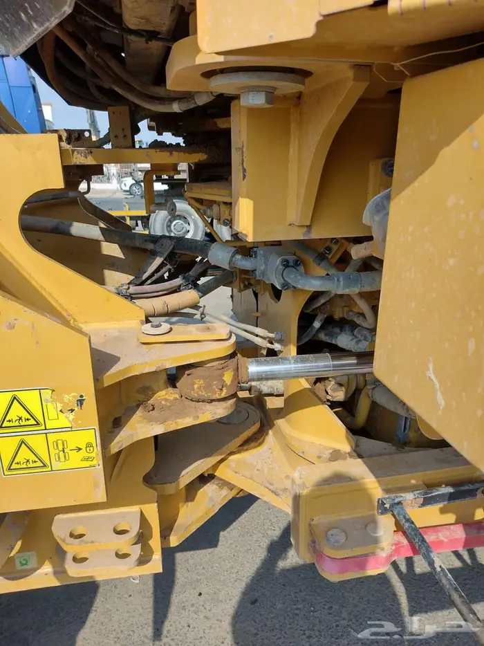 شيول كتربلر 966H موديل 2016 معرض رواد المعدات 6