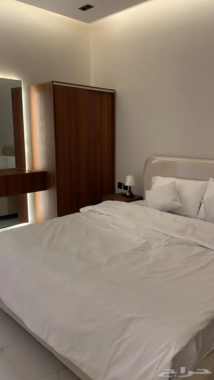 اثاث استديو كامل للبيع جديد لم يستخدم 4