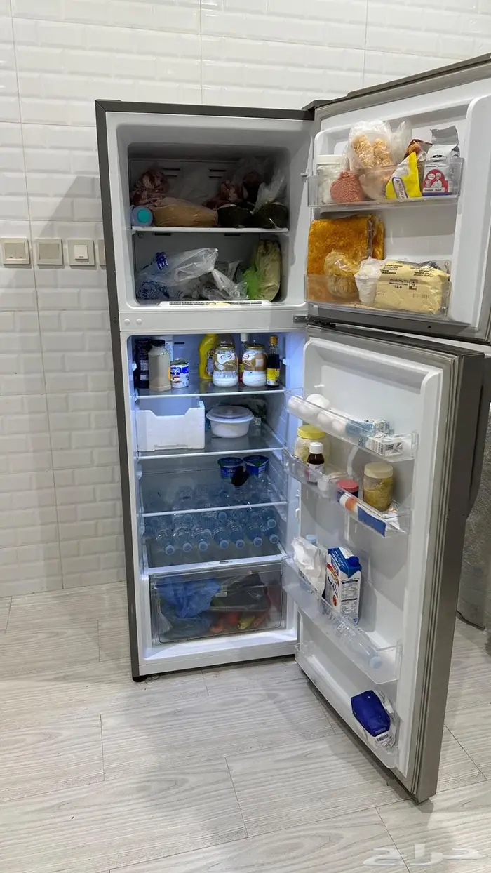 ثلاجه للبيع 2