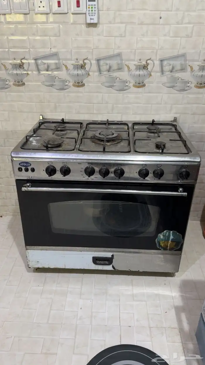 فرن   وسرير أطفال 0