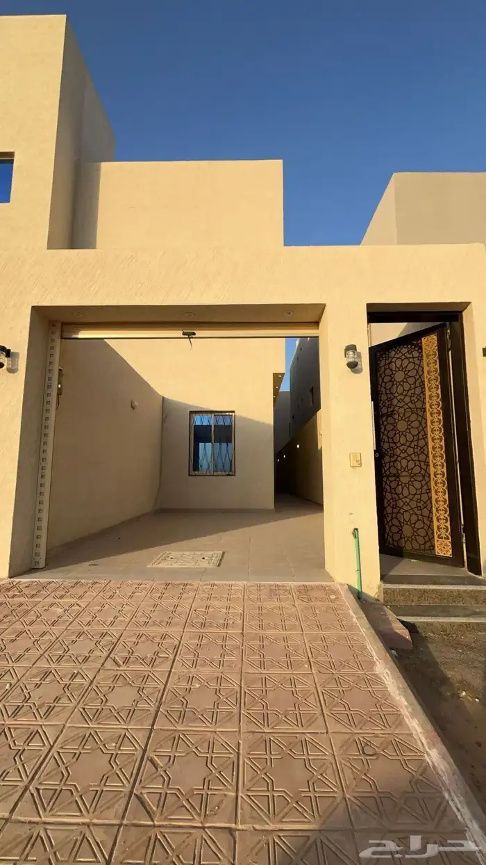 للبيع شقة ارضية في الخرج حي الدانة 0